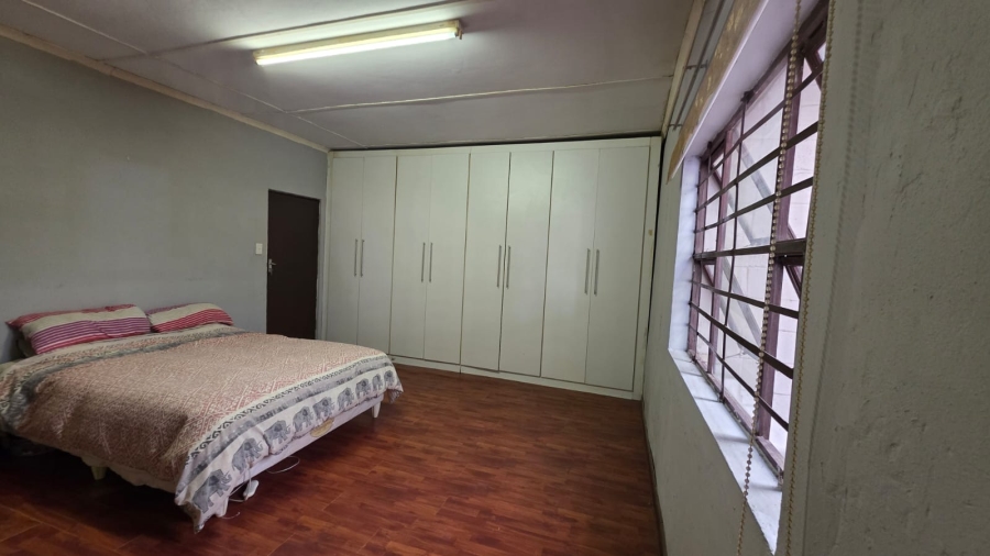 4 Bedroom Property for Sale in Summerpride Eastern Cape